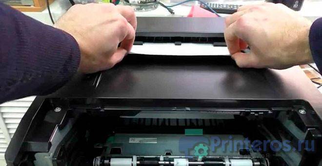 Что делать, если принтер грязно печатает: мажет листы, пачкает бумагу при печати