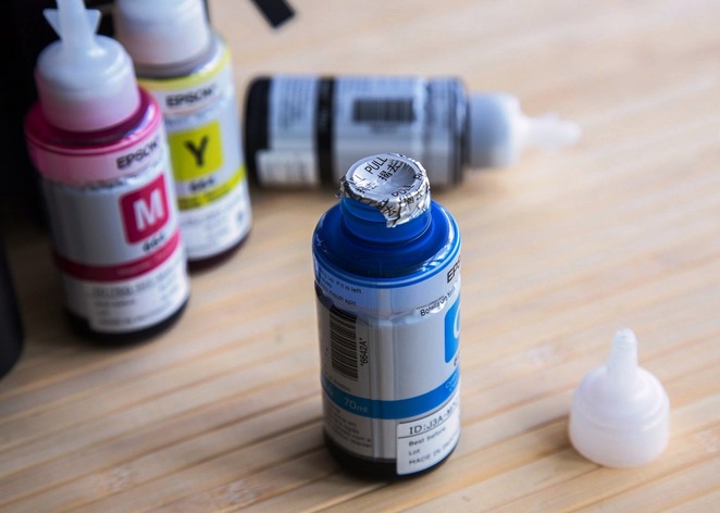 Бутылки с чернилами